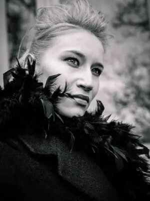 Black and White Portrait Powerful – Elegant Art Photography